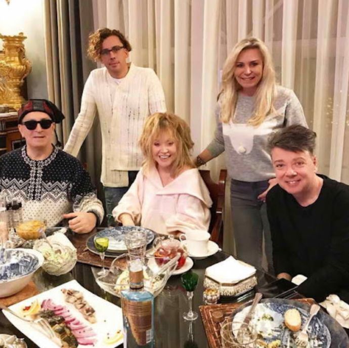 Без фильтров: Алла Пугачева ужаснула своим внешним видом на похоронах Михаила Горбачёва